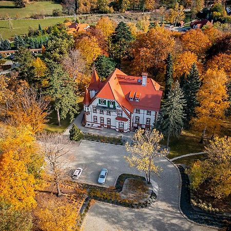 Hotel Villam Бєлява Екстер'єр фото