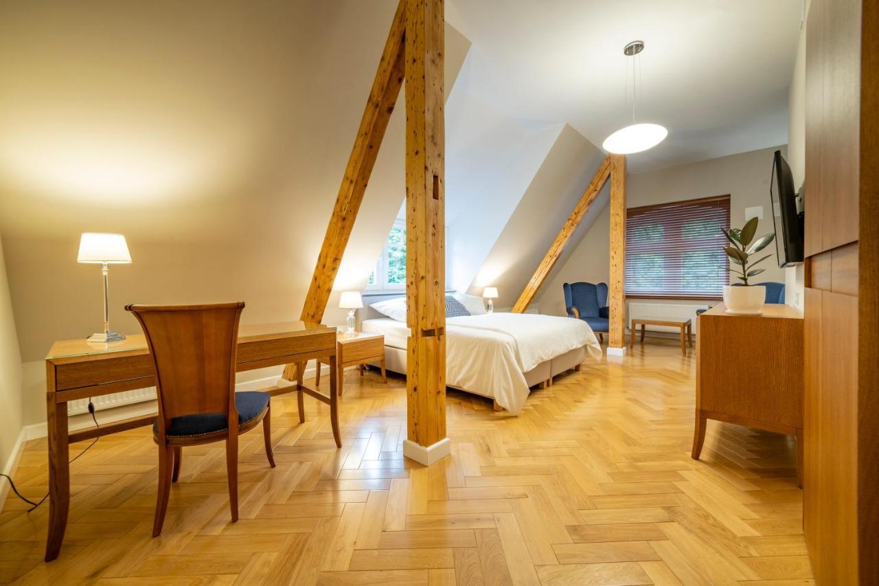 Hotel Villam Бєлява Екстер'єр фото
