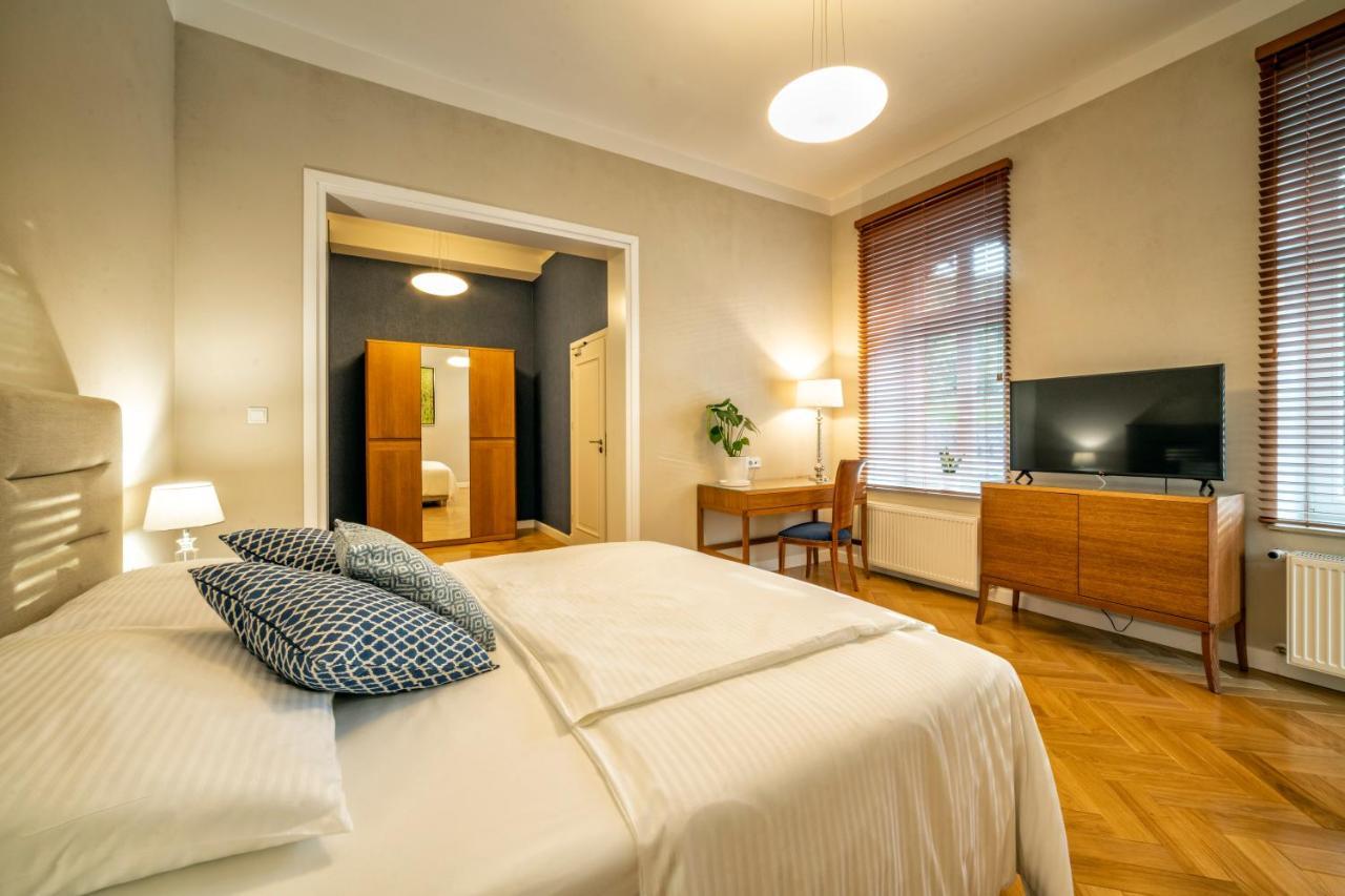 Hotel Villam Бєлява Екстер'єр фото